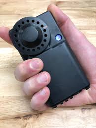 new device in hand (002)
